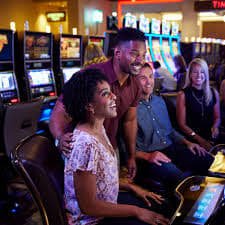 gurita slot payment method selection screen with QRIS and DANA options